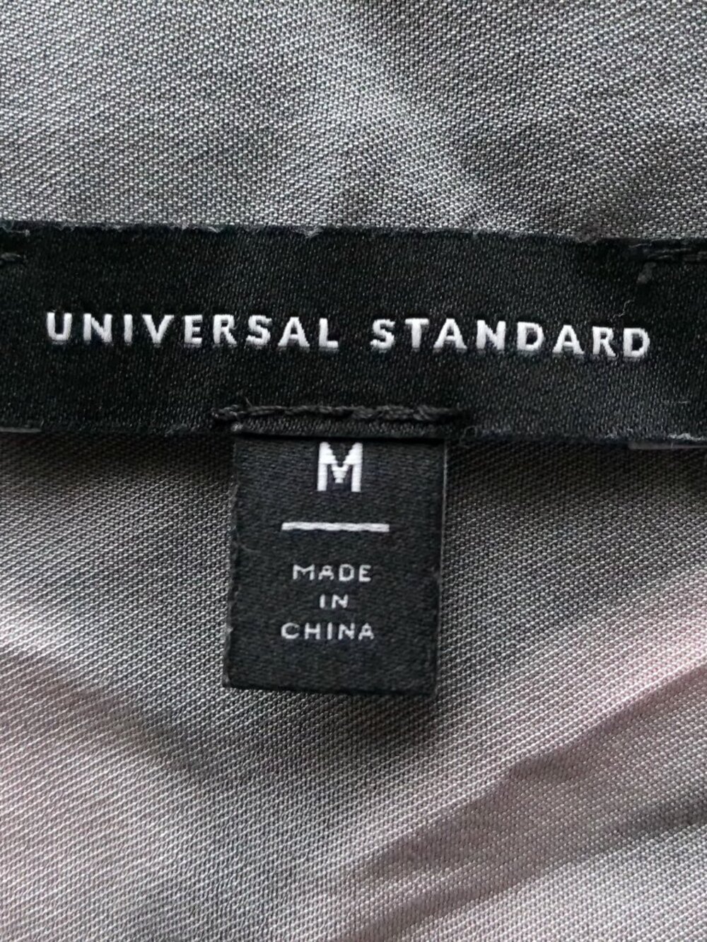 UNIVERSAL STANDARD Lng Slve Button-Up Black w/Blurred Pink Florals Blouse M - Picture 6 of 10